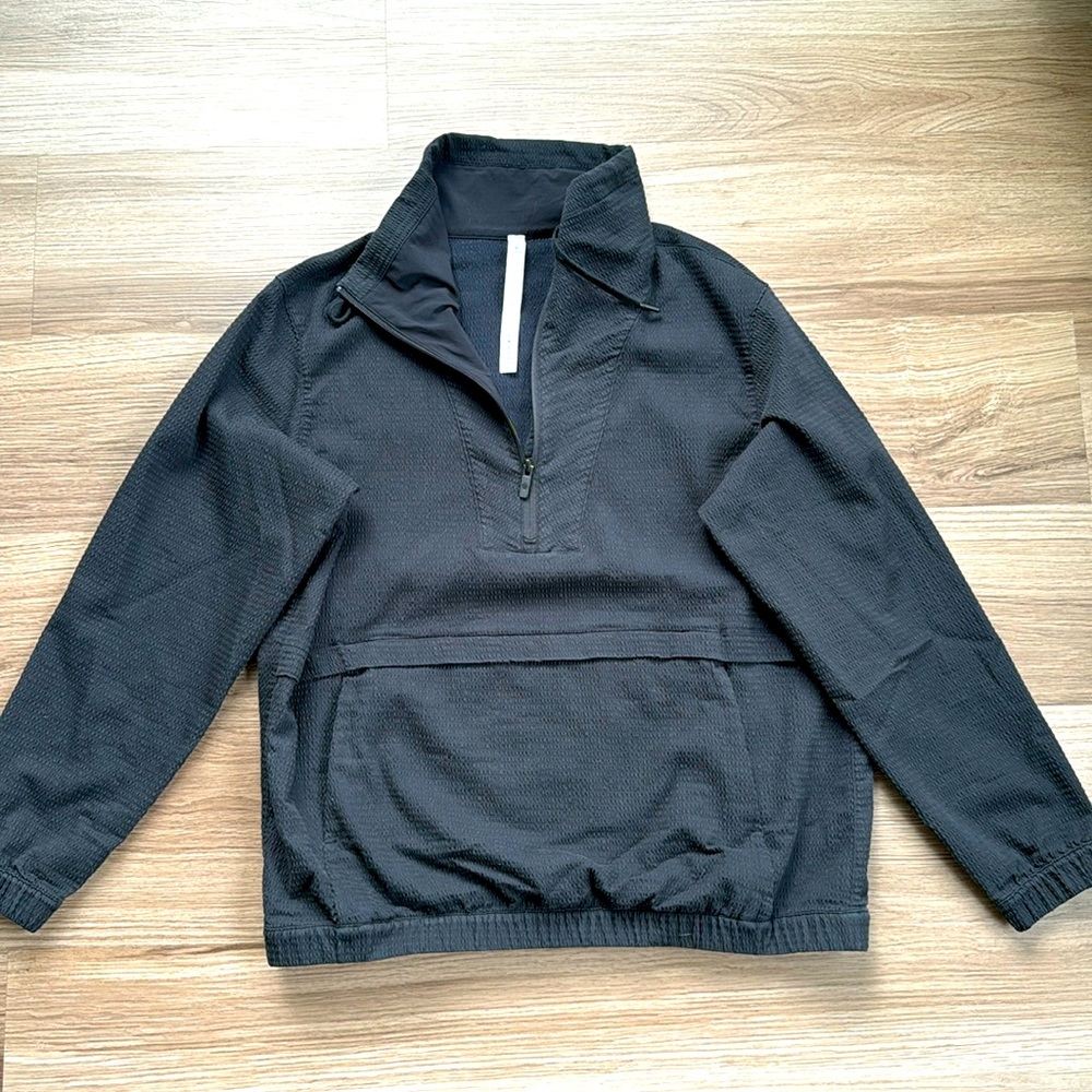 Lululemon 3/4 zip black pullover - Sz 10